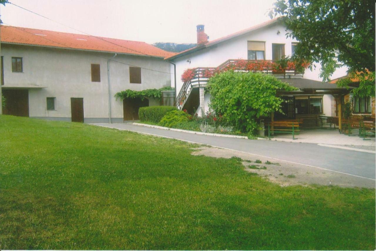 Janezinovi House ξενώνας Ratecevo Brdo Εξωτερικό φωτογραφία